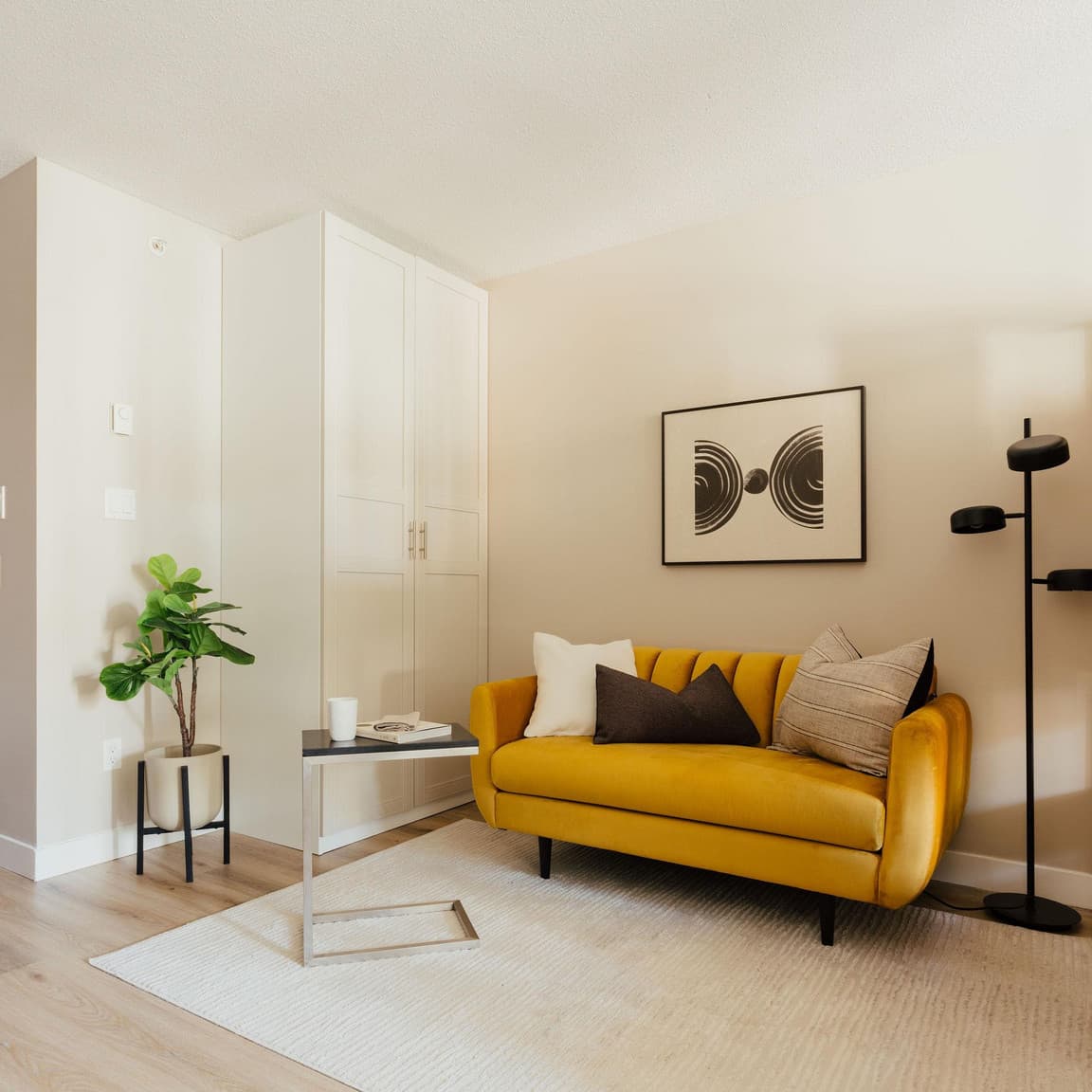 The Standard - Studio in Vancouver