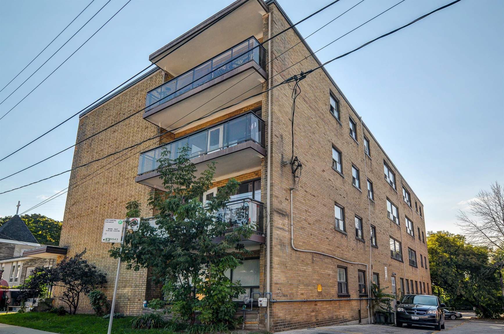 Eastwood Apartments - 2 Bedroom in Toronto