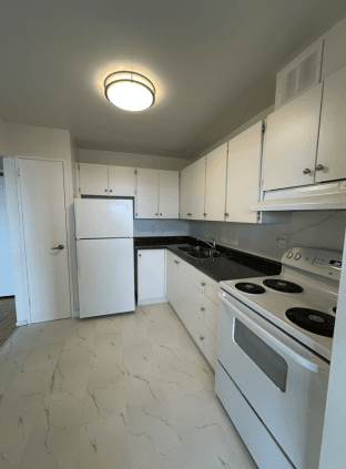 1900 Bloor St. E. Mississauga, ON - Lenworth Towers - 1 Bedroom - One Month Free Rent for All Applications* in Mississauga