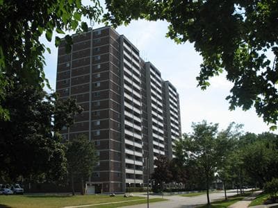 3020 Glencrest Rd. Burlington, ON - Queensbury Court - 1 Bedroom - One Month Free Rent for All Applications* in Burlington