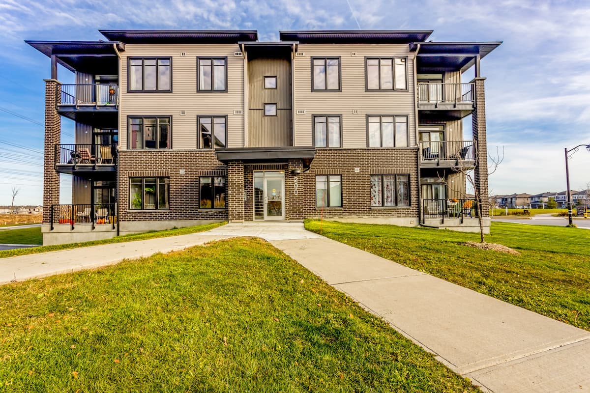 2 Bedroom - 96 Tapadero Avenue, Kanata & 200 and 210 Livery St, Stittsville in Ottawa